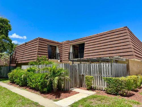 201 2nd Ln, Palm Beach Gardens, FL, 33418-3546 | Card Image