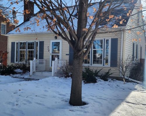 710 E 5th St, Redwood Falls, MN, 56283-1732 | Card Image