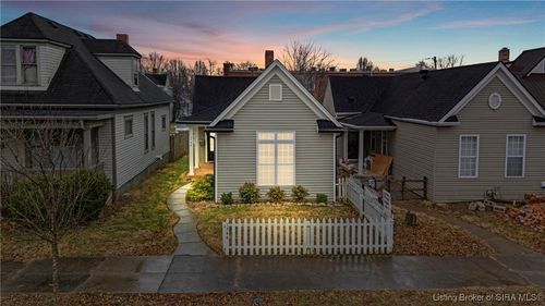 1744 Ekin Ave, New Albany, IN, 47150-1746 | Card Image