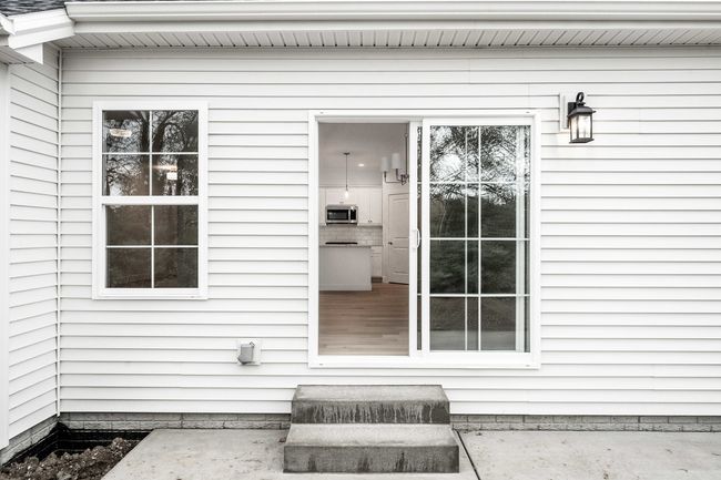 2516 Savanna Rd, House other with 3 bedrooms, 2 bathrooms and 3 parking in Bloomington IL | Image 31