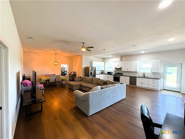 4748 Battle Lake Rd, Home with 4 bedrooms, 2 bathrooms and null parking in Mart TX | Image 6