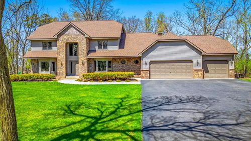 356 Audubon Ln, Hudson, WI, 54016-7411 | Card Image