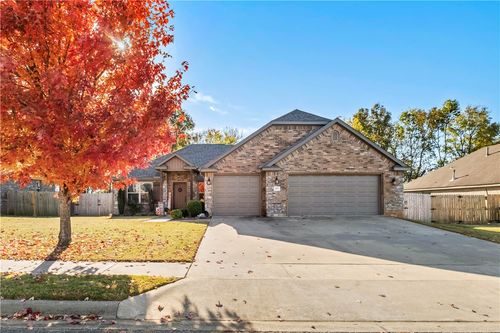 807 Sedgwick Dr, Prairie Grove, AR, 72753-2849 | Card Image