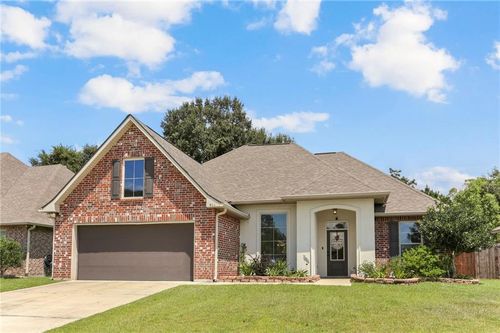 933 Lob Lolly Ct, Ponchatoula, LA, 70454-8003 | Card Image
