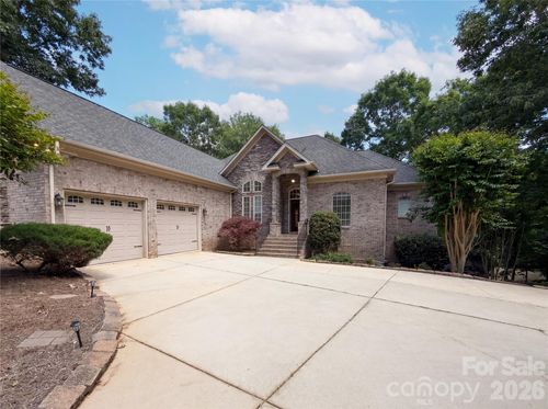 304 Catawba Crest Ln, Lake Wylie, SC, 29710-6520 | Card Image