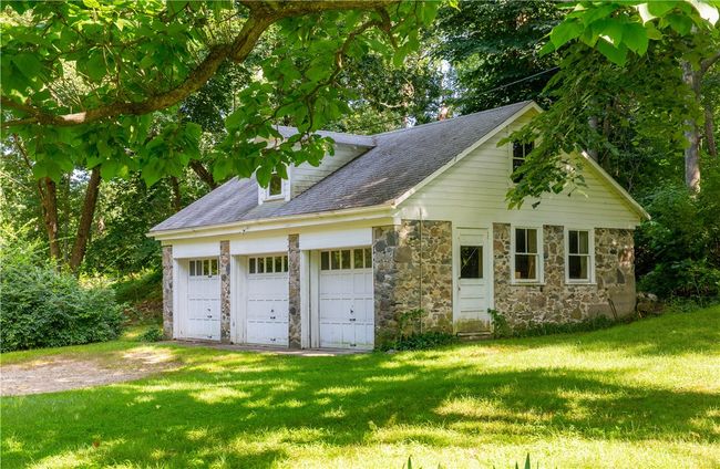 261 Hardig Rd, House other with 3 bedrooms, 2 bathrooms and 6 parking in Warwick RI | Image 22