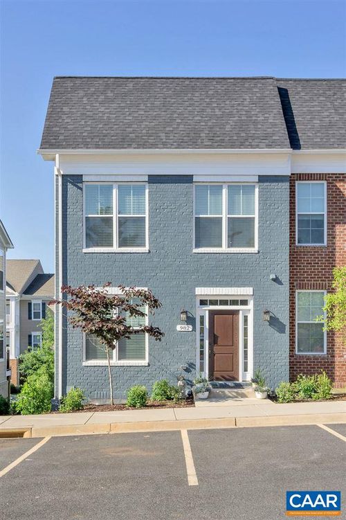 982 Belvedere Way, CHARLOTTESVILLE, VA, 22901-3244 | Card Image