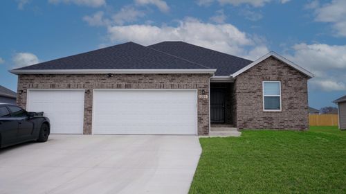 1205 Abbey St, Monett, MO, 65708-4202 | Card Image