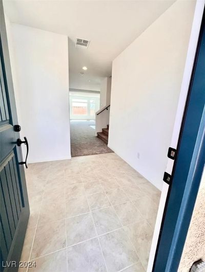 7762 Tyrell Peaks Street, House other with 5 bedrooms, 2 bathrooms and null parking in Las Vegas NV | Image 2