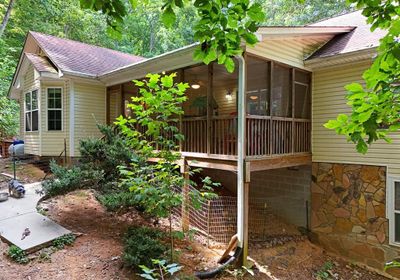 199 Mattie Lane, Home with 6 bedrooms, 3 bathrooms and 2 parking in Blairsville GA | Image 1