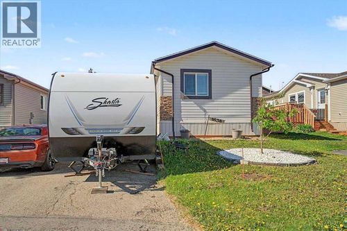 9530 112 Ave, Clairmont, AB, T8X5C3 | Card Image