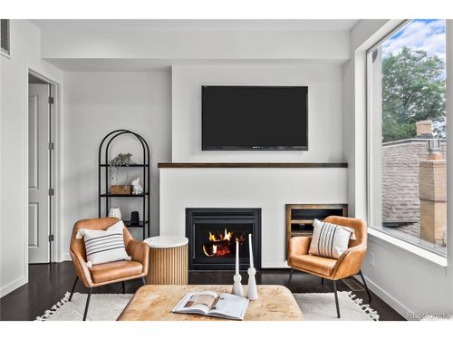 3131 Vallejo St, Denver, CO, 80211-3818 | Card Image