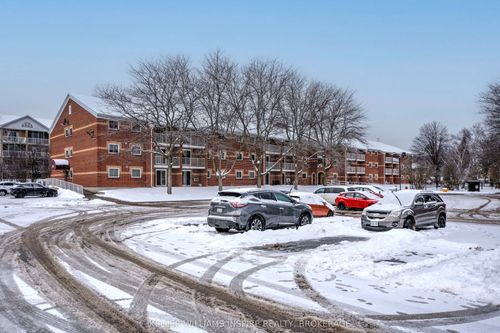 209-561 Armstrong Rd, Kingston, ON, K7M8J9 | Card Image