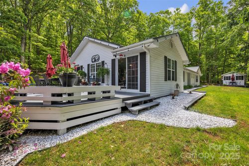 162 Candle St, West Jefferson, NC, 28694-7392 | Card Image