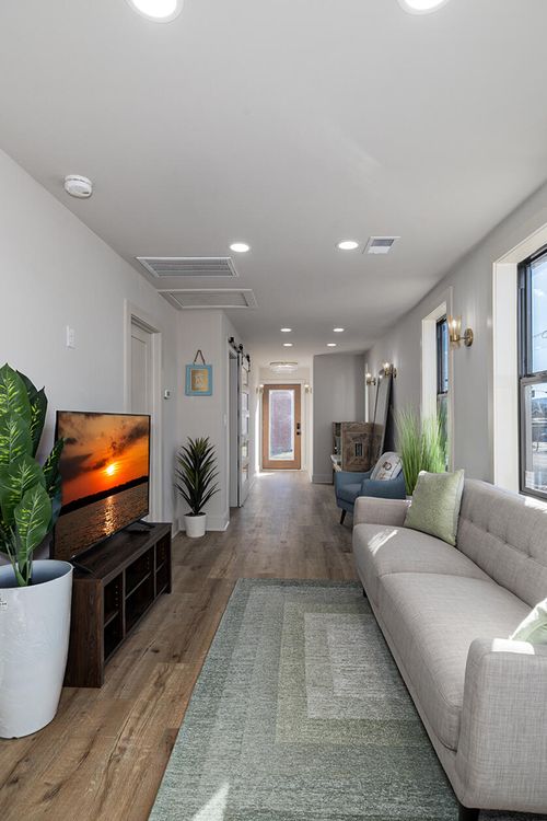 2001 Jackson St, Chattanooga, TN, 37404-1427 | Card Image