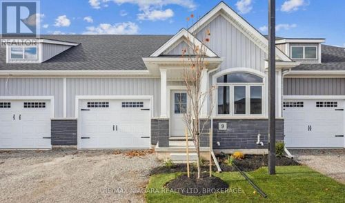 9 Wiley Trail, Welland (Hwy 406/Welland), ON, L3C0K5 | Card Image