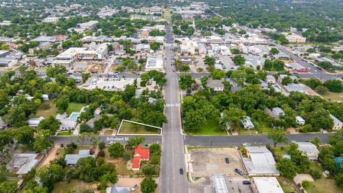 201 E Schubert St, Fredericksburg, TX, 78624 | Card Image