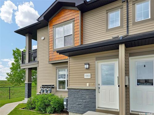 1302-1015 Patrick Crescent, Saskatoon, SK, S7W0M5 | Card Image