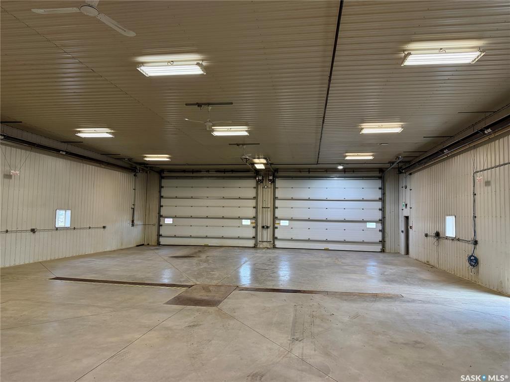 Commercial Sale in Shaunavon 5