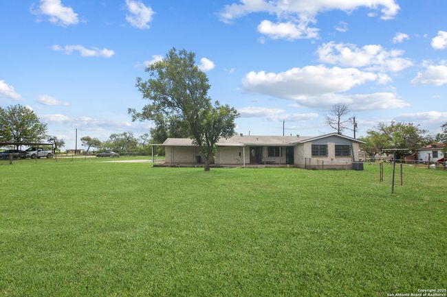 1931 Triple Pines St, House other with 2 bedrooms, 2 bathrooms and null parking in China Grove TX | Image 22