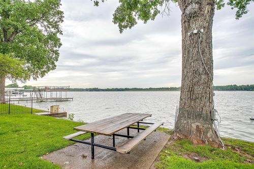 3b-1-390 Driftwood Ct, Azle, TX, 76020-4144 | Card Image