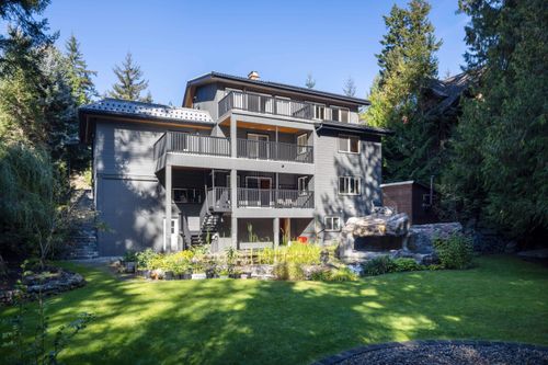 9548 Emerald Dr, Whistler, BC, V8E0G5 | Card Image