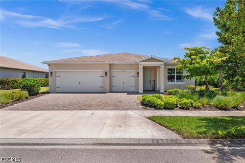 43763 Longleaf Ln, PUNTA GORDA, FL, 33982-6020 | Card Image