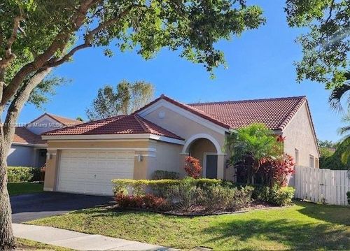 0-747 Sand Creek Cir, Weston, FL, 33327-1205 | Card Image