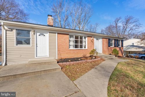 8600 Kentford Dr, SPRINGFIELD, VA, 22152-3245 | Card Image