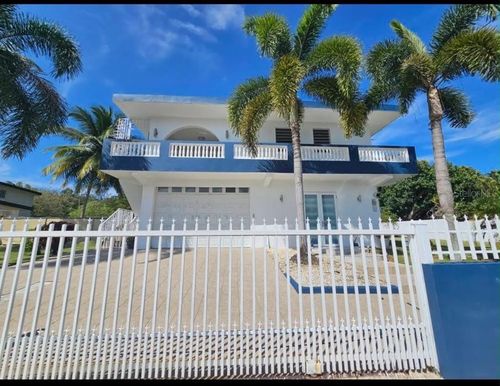 1-690 Km 5.2 Brenas Community, VEGA ALTA, PR, 00692 | Card Image