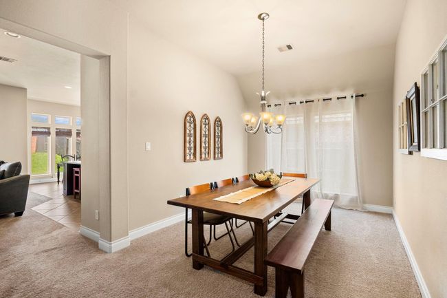 2616 Mountain Sage Dr, House other with 4 bedrooms, 2 bathrooms and 2 parking in Pearland TX | Image 6