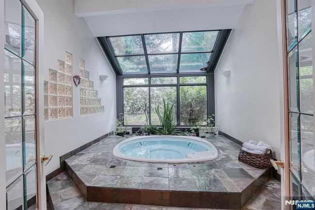 380 Hillside Ave, House other with 4 bedrooms, 4 bathrooms and null parking in Allendale NJ | Image 14