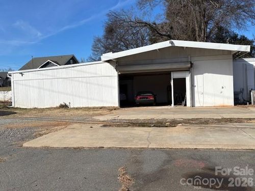 700 Tuckaseege Rd, Mount Holly, NC, 28120-2038 | Card Image