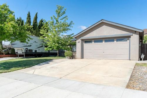 565 Juri Cir, Gonzales, CA, 93926 | Card Image