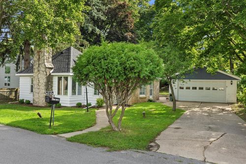 W330N6304 Hasslinger Drive, Merton, WI, 53058 | Card Image