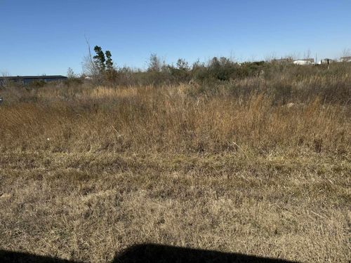 451 Road 5842, Cleveland, TX, 77327-7224 | Card Image