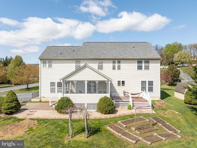 562 Holden Dr, House other with 4 bedrooms, 3 bathrooms and null parking in MARTINSBURG WV | Image 82