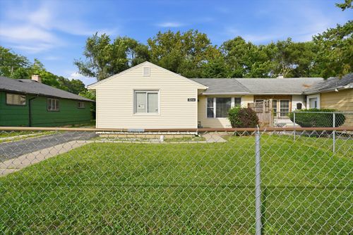3214 Mcbreen Avenue, Robbins, IL, 60472 | Card Image