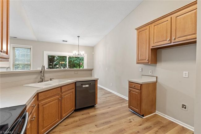 3656 Shadow Ridge Dr, House other with 4 bedrooms, 3 bathrooms and null parking in High Point NC | Image 9