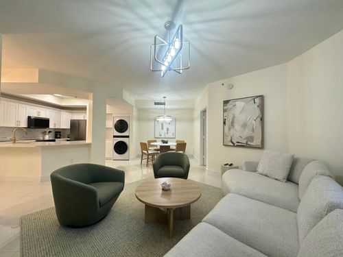 110-630 S Sapodilla Ave, West Palm Beach, FL, 33401-4178 | Card Image