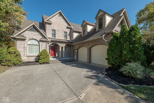 7489 Oakland Hills Dr, Indianapolis, IN, 46236-8786 | Card Image