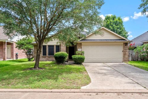 32102 Decker Oaks Dr, Pinehurst, TX, 77362-4058 | Card Image