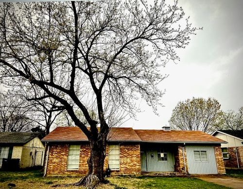 834 Quebec Dr, Garland, TX, 75040-5252 | Card Image