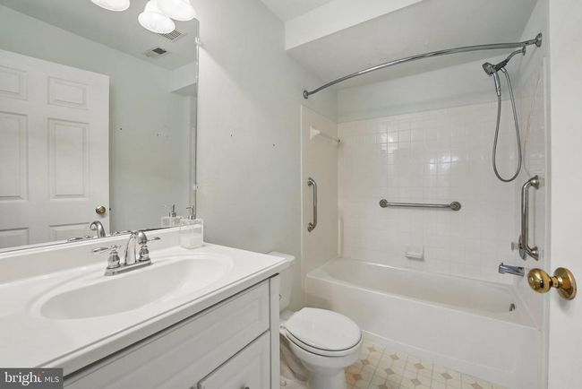 APT-102 - 14162 Cuddy Loop, Condo with 2 bedrooms, 2 bathrooms and null parking in WOODBRIDGE VA | Image 15