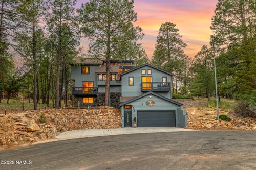 5201 E Duquesne Ln, Flagstaff, AZ, 86004-7381 | Card Image