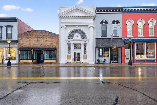 115 E Michigan Avenue, Grass Lake, MI, 49240 | Card Image