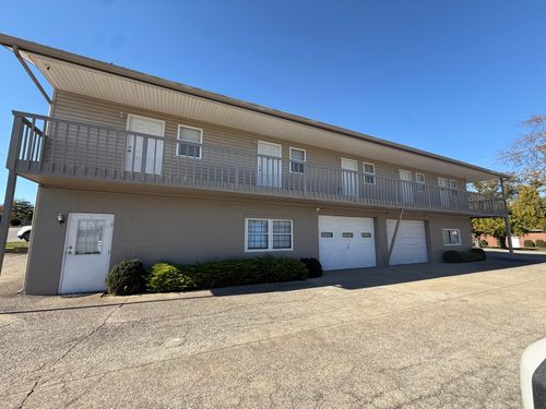 ste-a-419-A Gibson Ln, Richmond, KY, 40475-2954 | Card Image