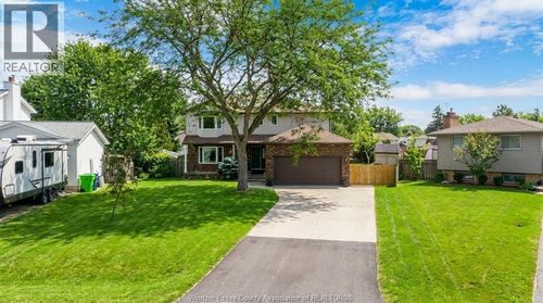 134 Royal Cres, Belle River, ON, N8L0L5 | Card Image