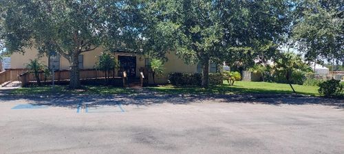 2290 Us Highway 92 E, Plant City, FL, 33563-2144 | Card Image