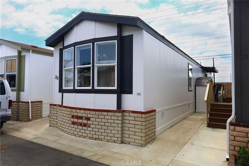 spc-30-17820 Lakewood Blvd, Bellflower, CA, 90706-8411 | Card Image